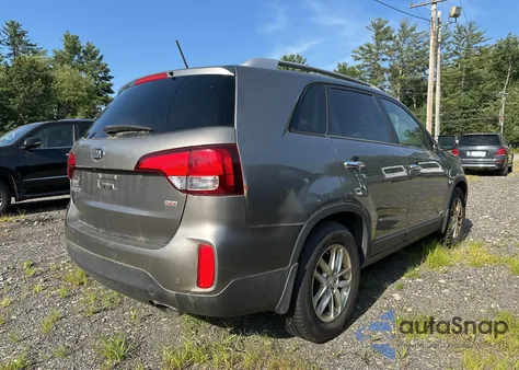 2015 Kia Sorento Lx из США, поврежденный, VIN 5XYKTCA65FG604912